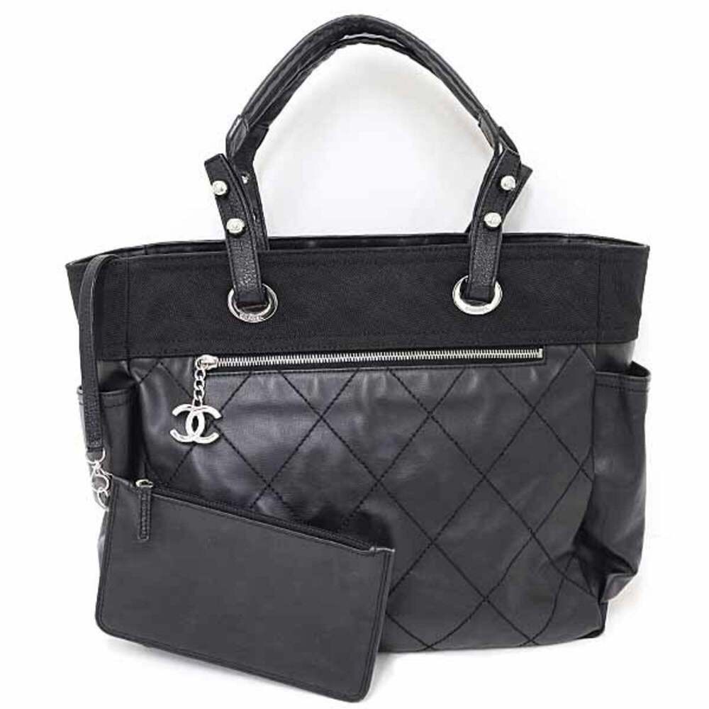 CHANEL Black Shoulder Bag
